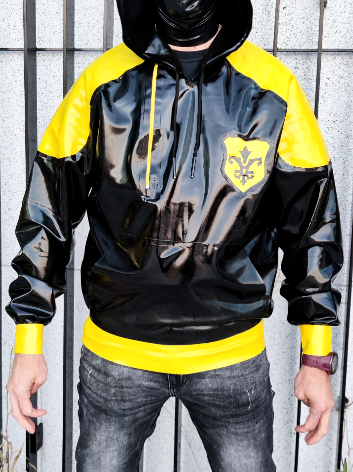 Men's Waterproof Latex Hoodie with Fabric Lining, Kangaroo Pocket & Stitched Shoulder Pads