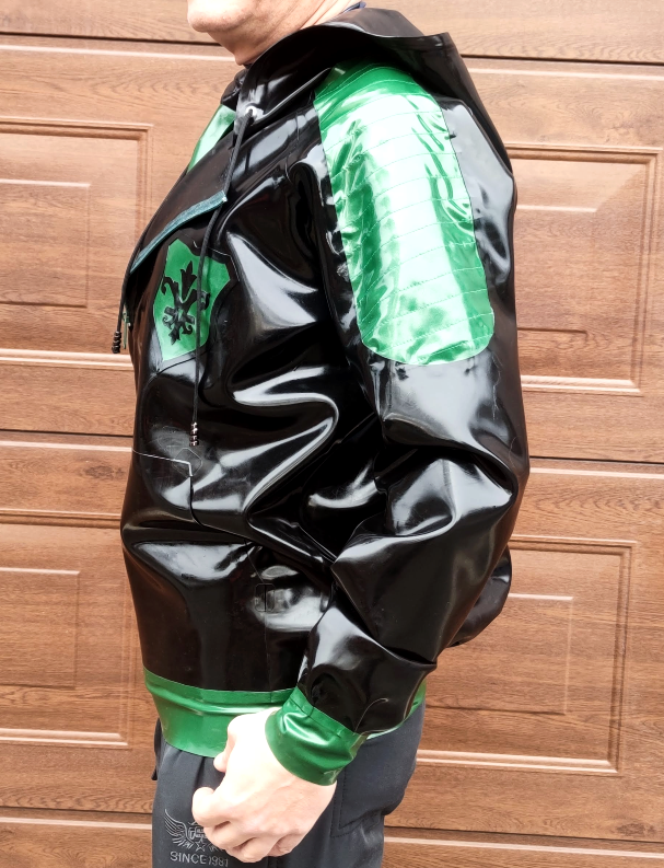 Men's Waterproof Latex Hoodie with Fabric Lining, Kangaroo Pocket & Stitched Shoulder Pads