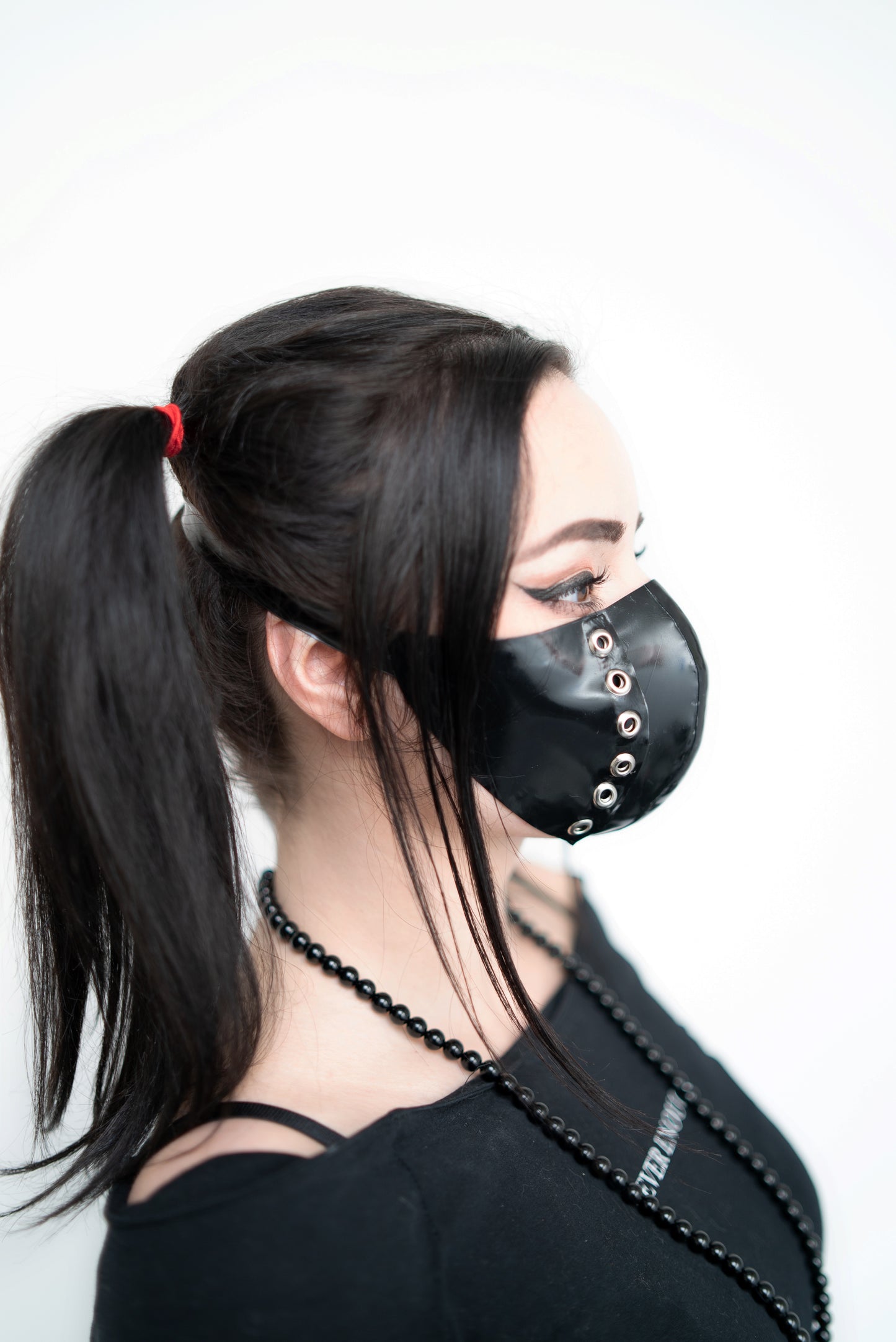 "Black Metal" Latex facemask with inner filter